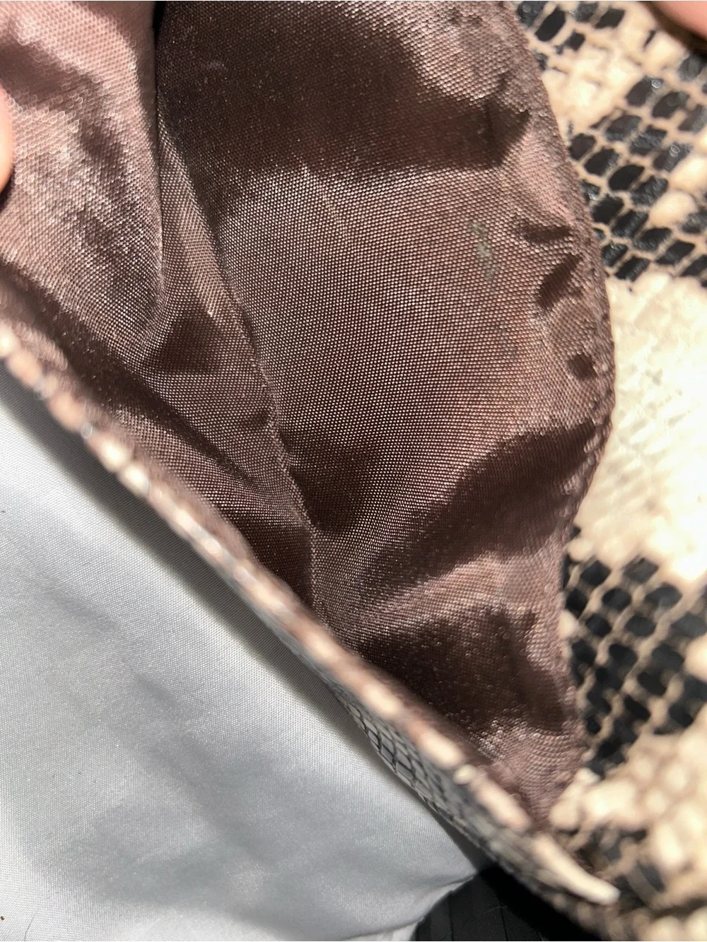 Nicole by Nicole Miller Snake-Print Cosmetic bag in Black & Cream
